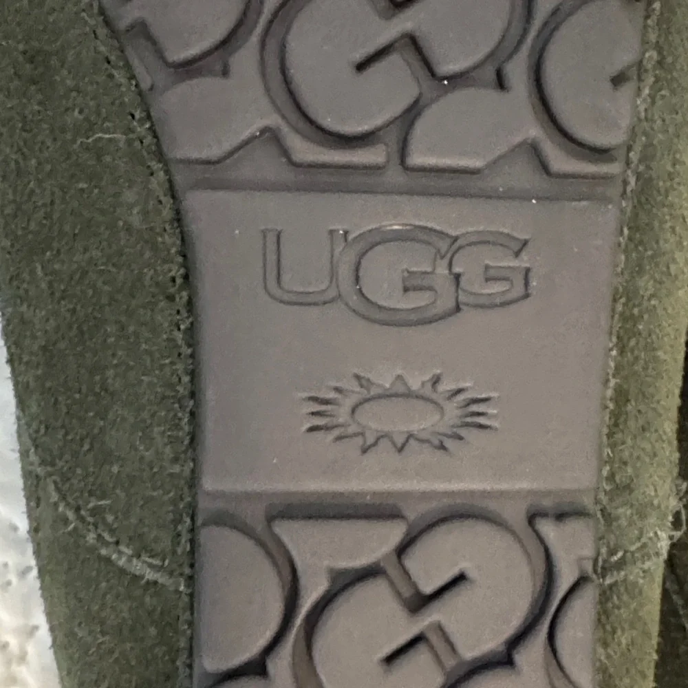 NEW UGG burnt Olive Suede men’s ASCOT Loafers size 11 - Picture 5 of 12